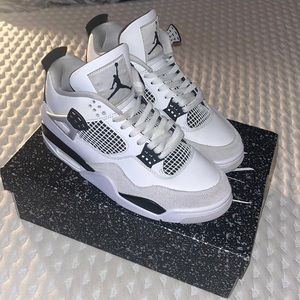 jordan 4 military blacks